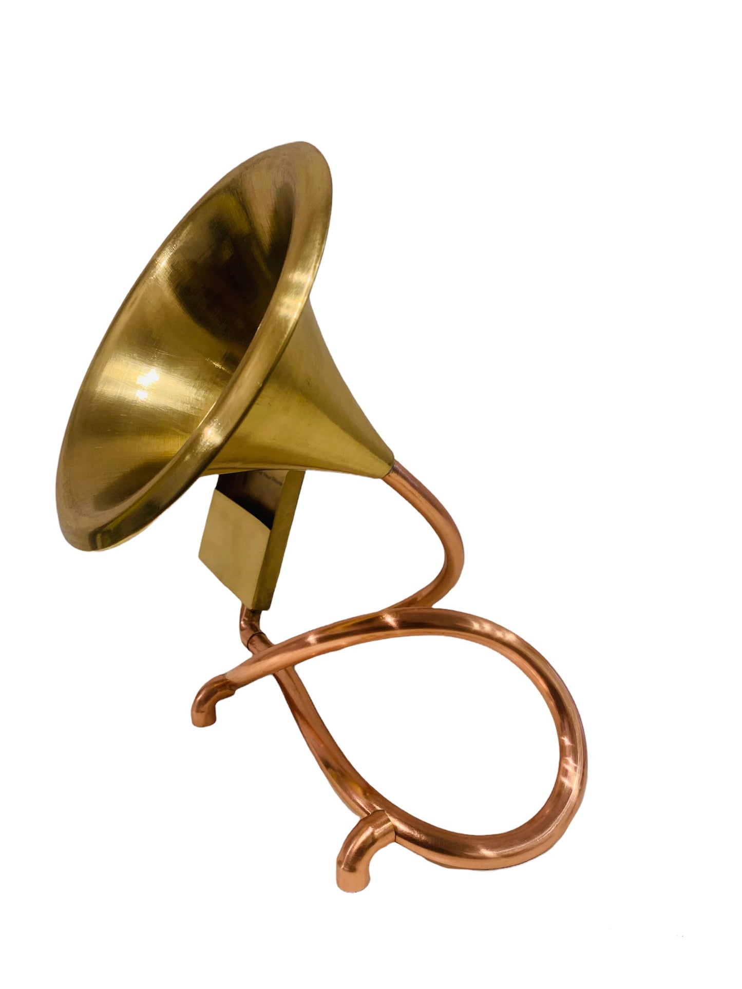 MEGAPHONE en cuivre - CUI/303/MEG/STA